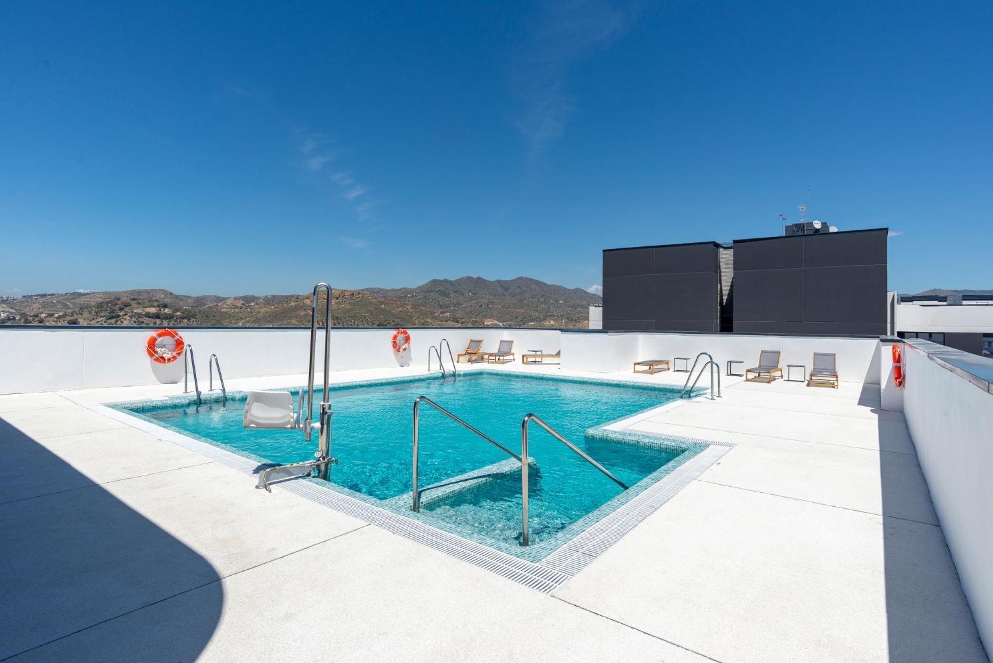 Apartment Skyline Vi Pool & Coworking By Ele Málaga